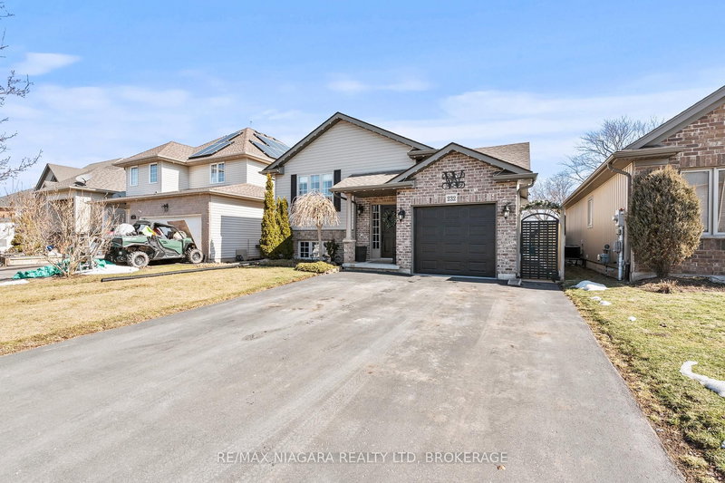 232 Regatta Dr, Welland, L3B 6E8 | Image 3