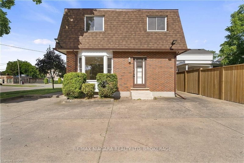 1 - 6344 DRUMMOND Rd, Niagara Falls, L2G 4M9 | Image 2