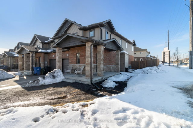 7 - 118 Simmonds Drive