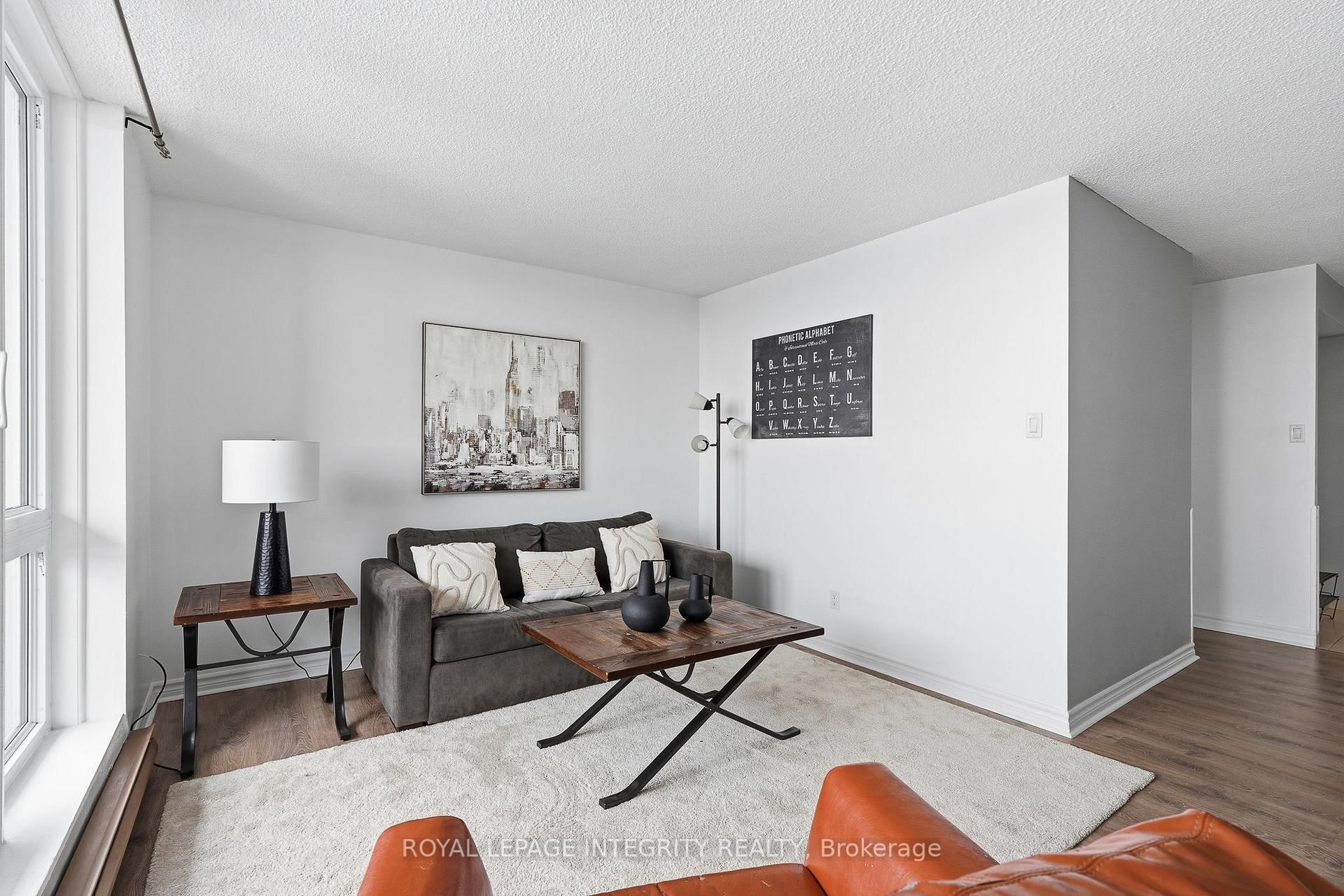 2000 Jasmine Crescent, Unit 1110