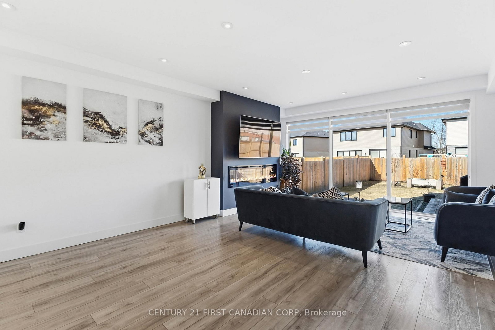 1647 Applerock Avenue - Photo 10