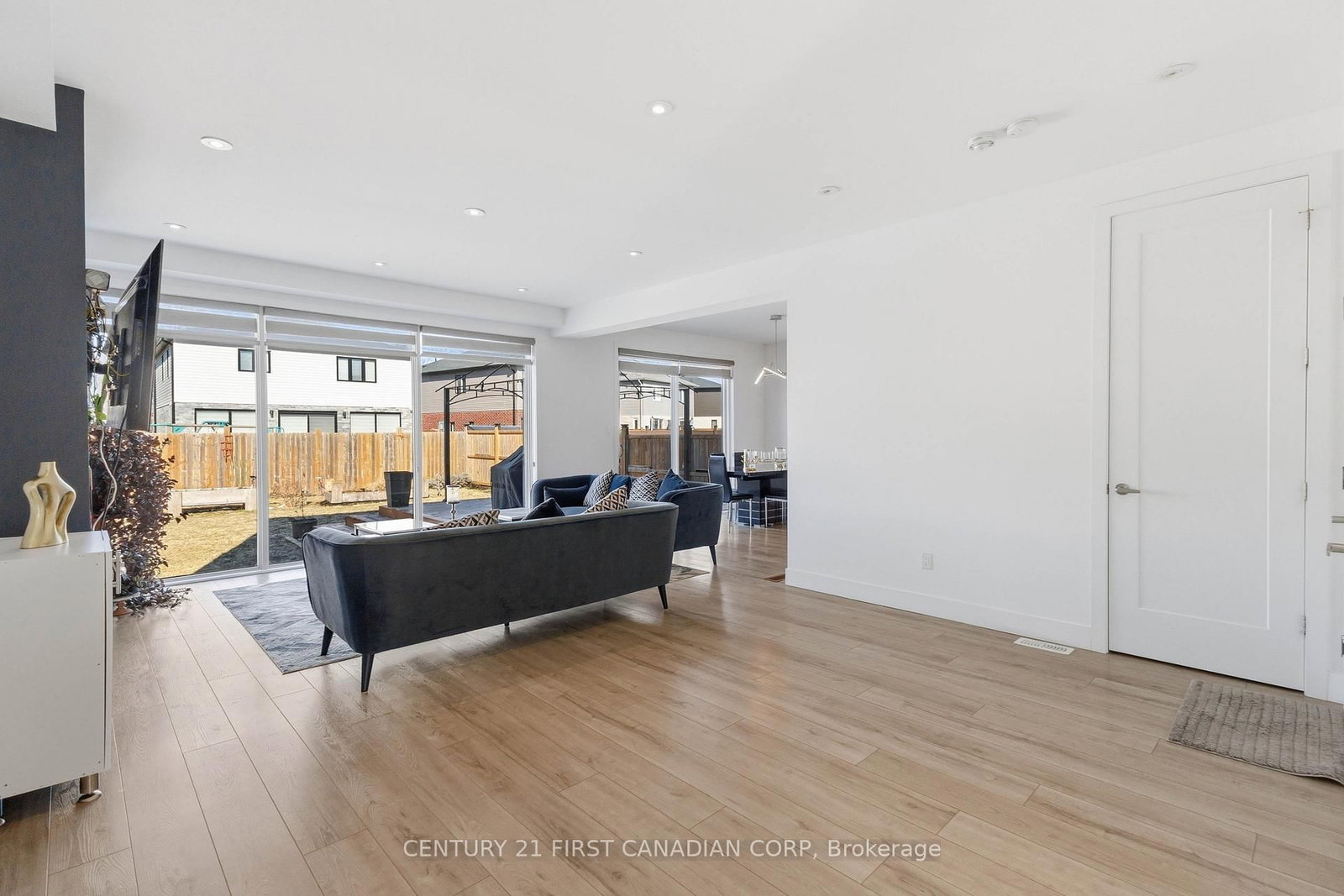 1647 Applerock Avenue - Photo 15