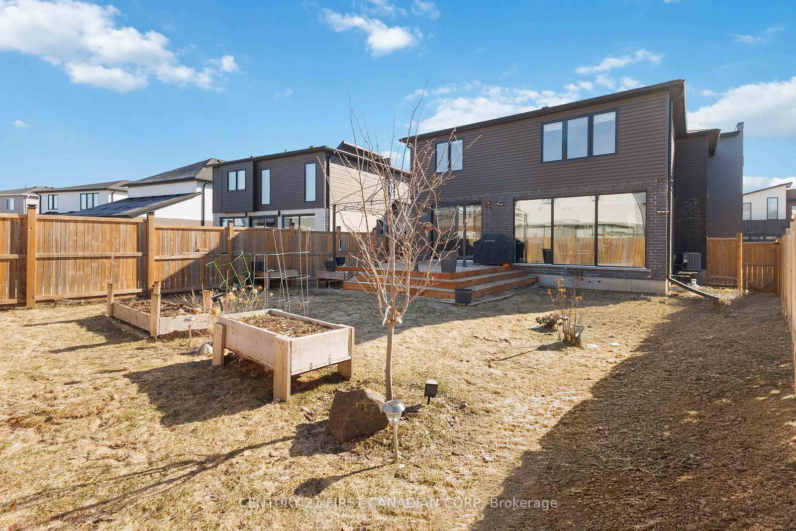 1647 Applerock Avenue - Photo 45