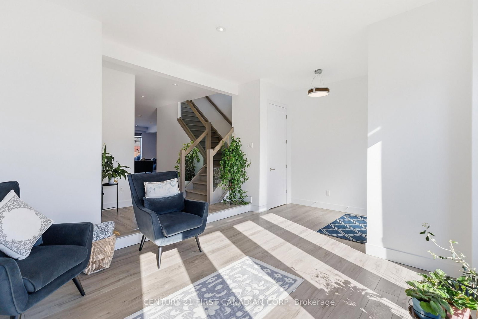 1647 Applerock Avenue - Photo 6