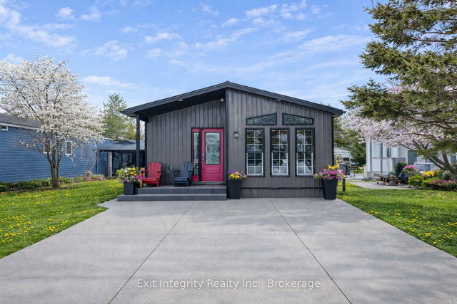 Fergus - 490 Spruce Street