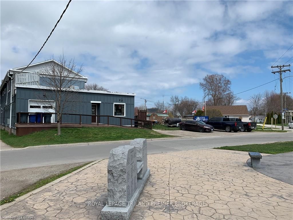 18094 Erie Shore Drive • Chatham-Kent, ON photo 15