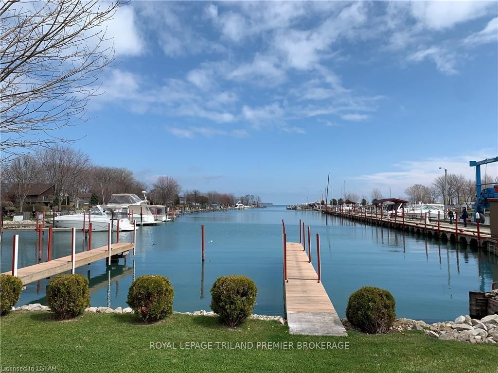 18094 Erie Shore Drive • Chatham-Kent, ON photo 17
