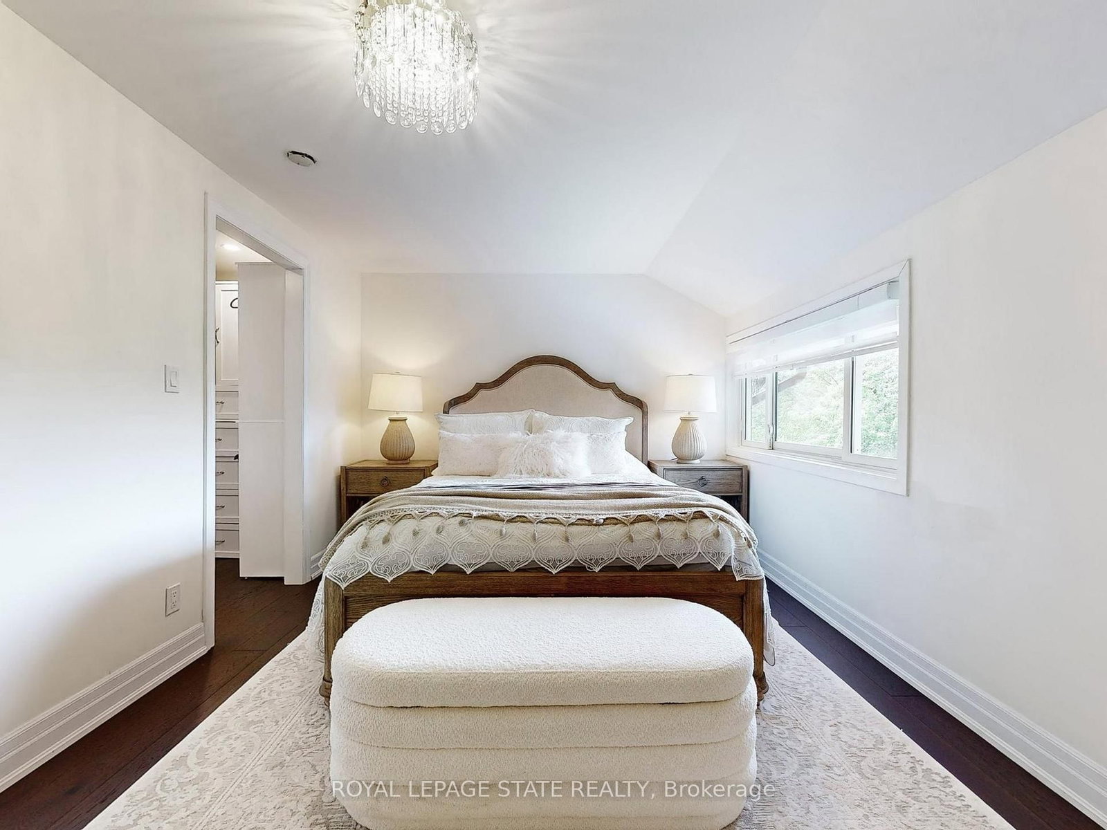 Detached House for sale at 144 Old Ancaster Road, Hamilton, Ontario, L9H 3R4 - Dundas - MLS: X12852362