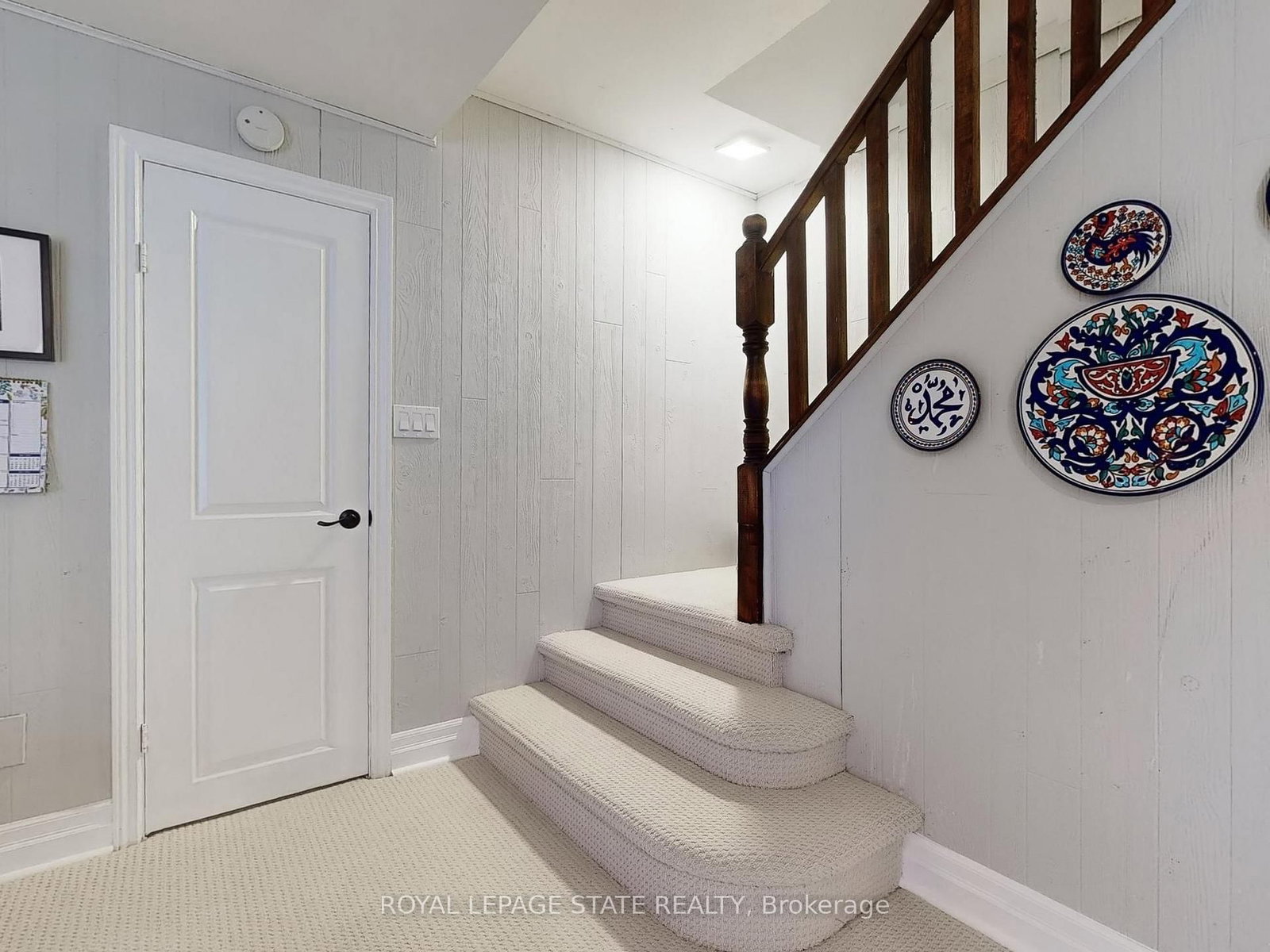 Detached House for sale at 144 Old Ancaster Road, Hamilton, Ontario, L9H 3R4 - Dundas - MLS: X12852362