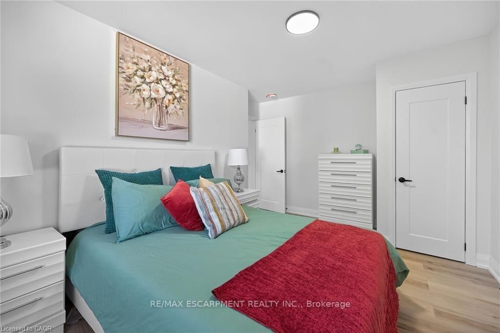 175 East 45th Street, Unit 1 - Photo 15