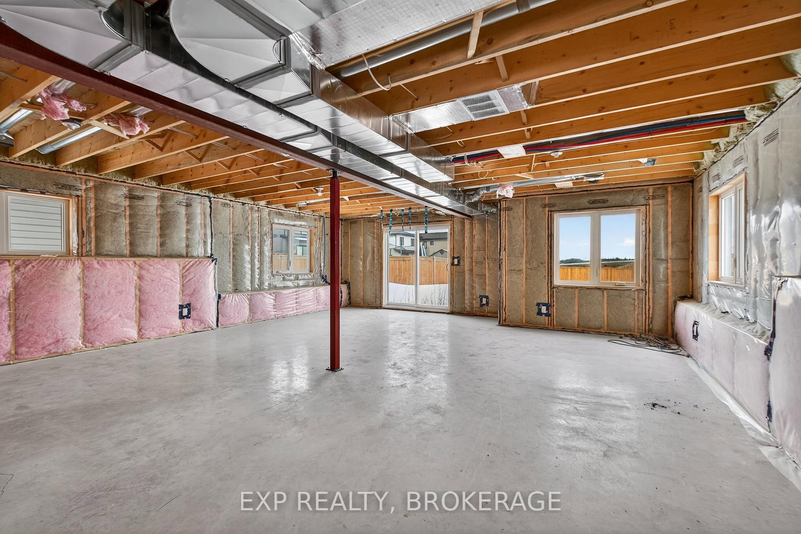 Detached House for sale at 9 ERIE Court, Loyalist, Ontario, K7N 0E3 - Amherstview - MLS: X12852816