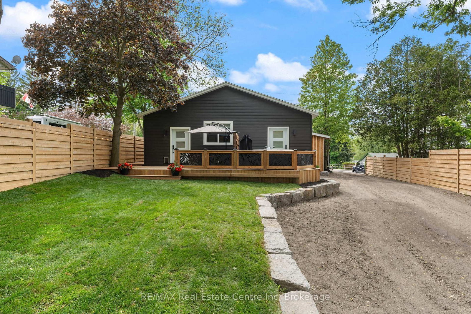 1283 Swan Street - Photo 45