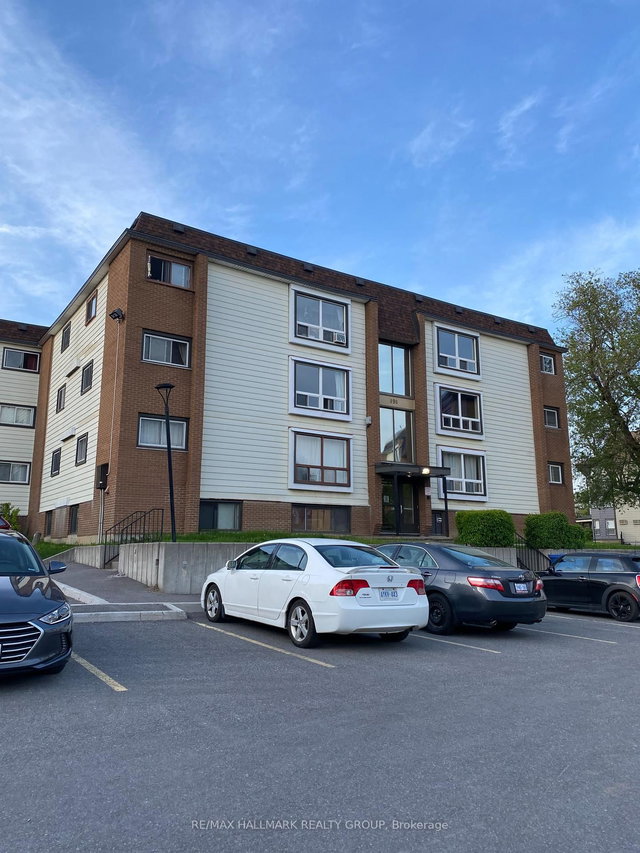 12 - 898 Elmsmere Road