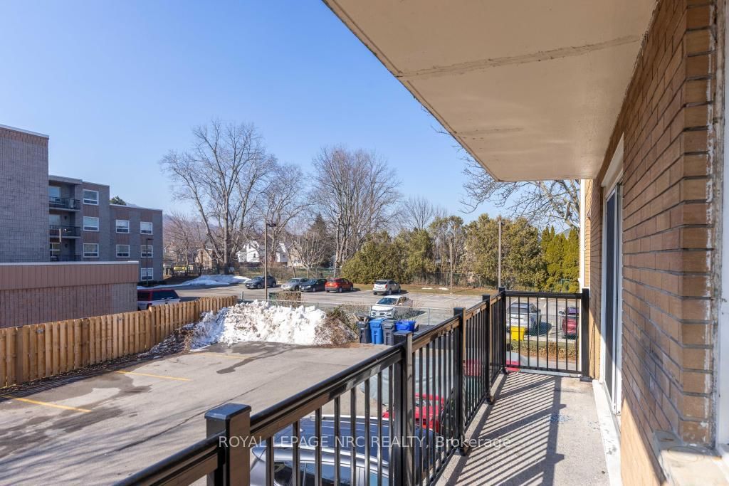 14 John Street, Unit Unit 202 - Photo 15