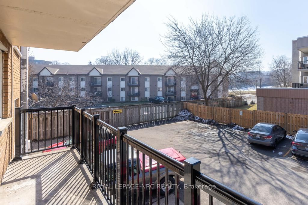 14 John Street, Unit Unit 202 - Photo 16