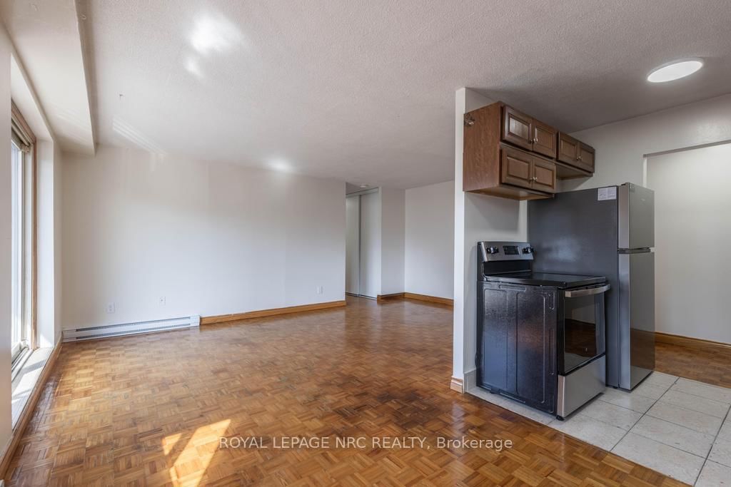 14 John Street, Unit Unit 202 - Photo 6