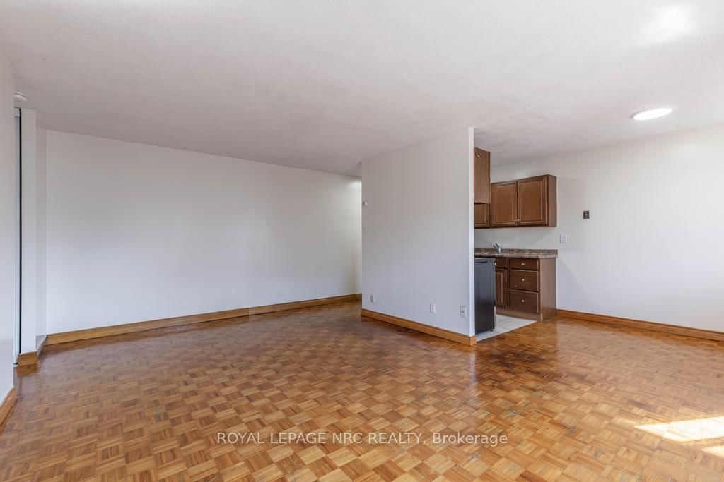 14 John Street, Unit Unit 202 - Photo 7