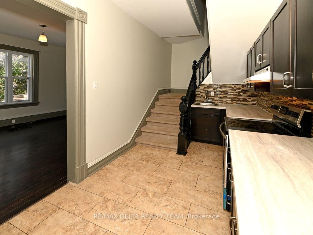 355 Bronson Avenue - Photo 2