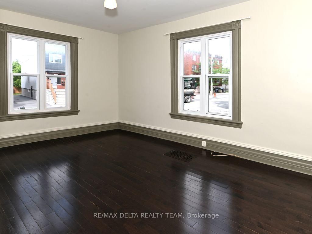 355 Bronson Avenue - Photo 6