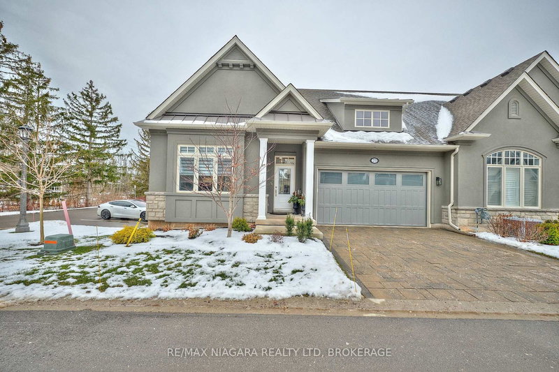 23 Sassafras Row, Fort Erie, L0S 1N0 | Image 2