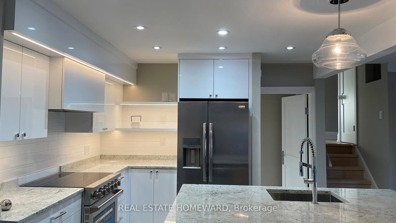 33 Strathcona Dr, St. Catharines, L2M 2A8 | Image 3