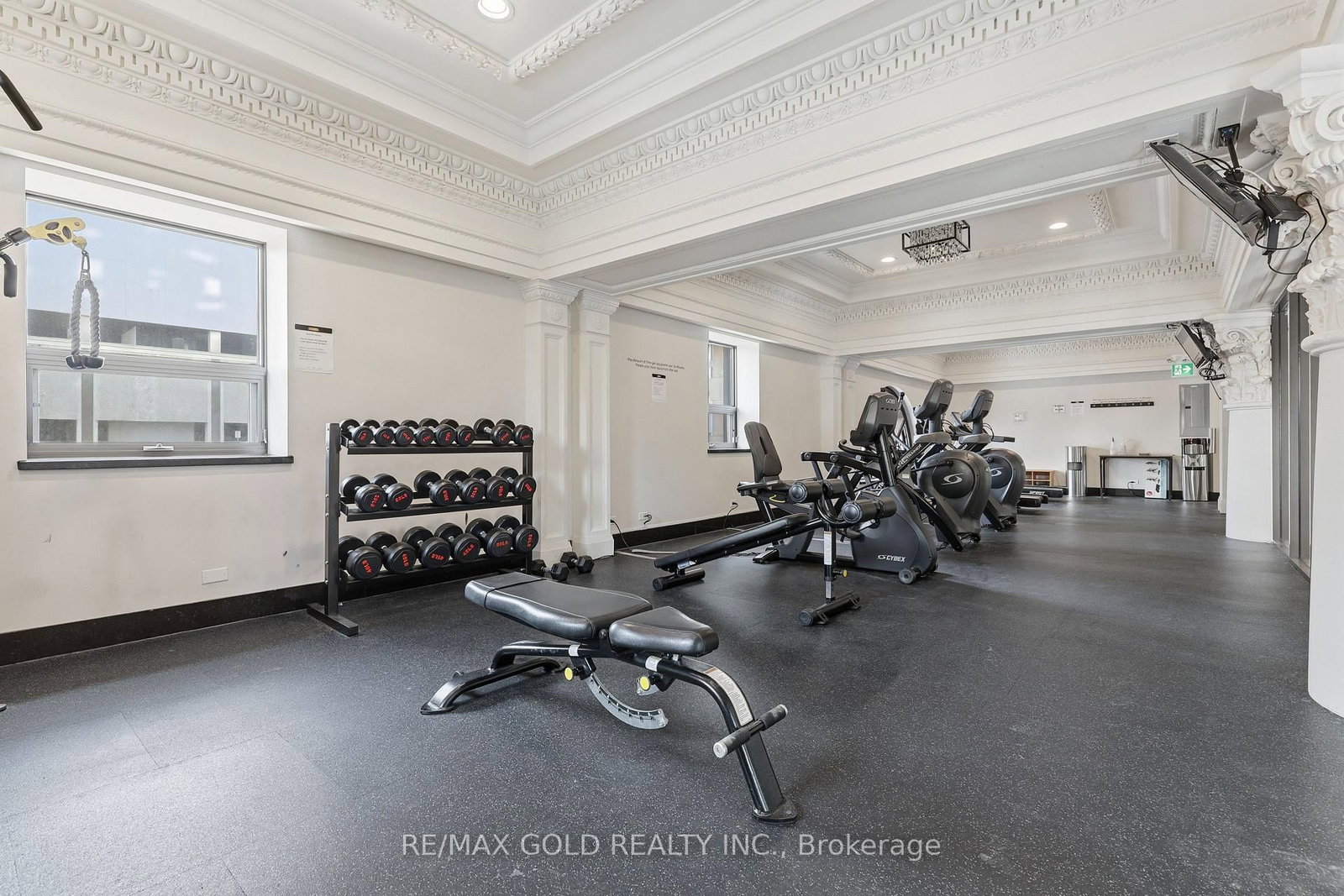 Condo for sale at 305-112 King Street, Hamilton, Ontario, L8N 1A8 - Beasley - MLS: X12853632