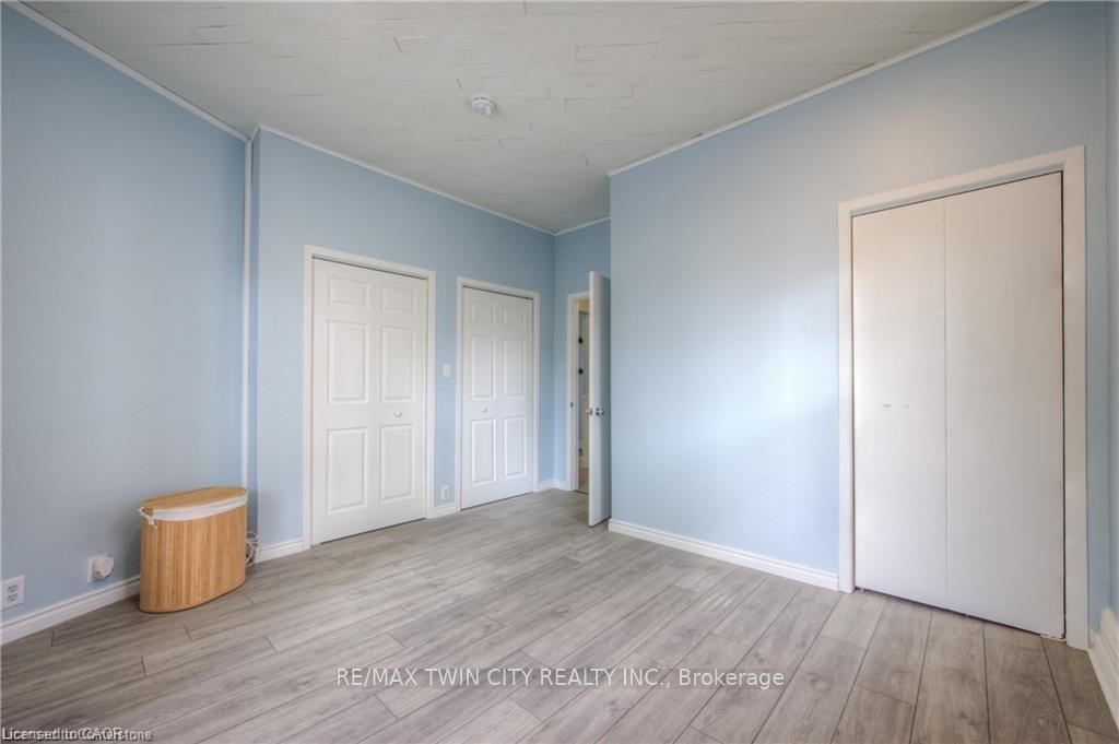 332 Queen Street W - Photo 6