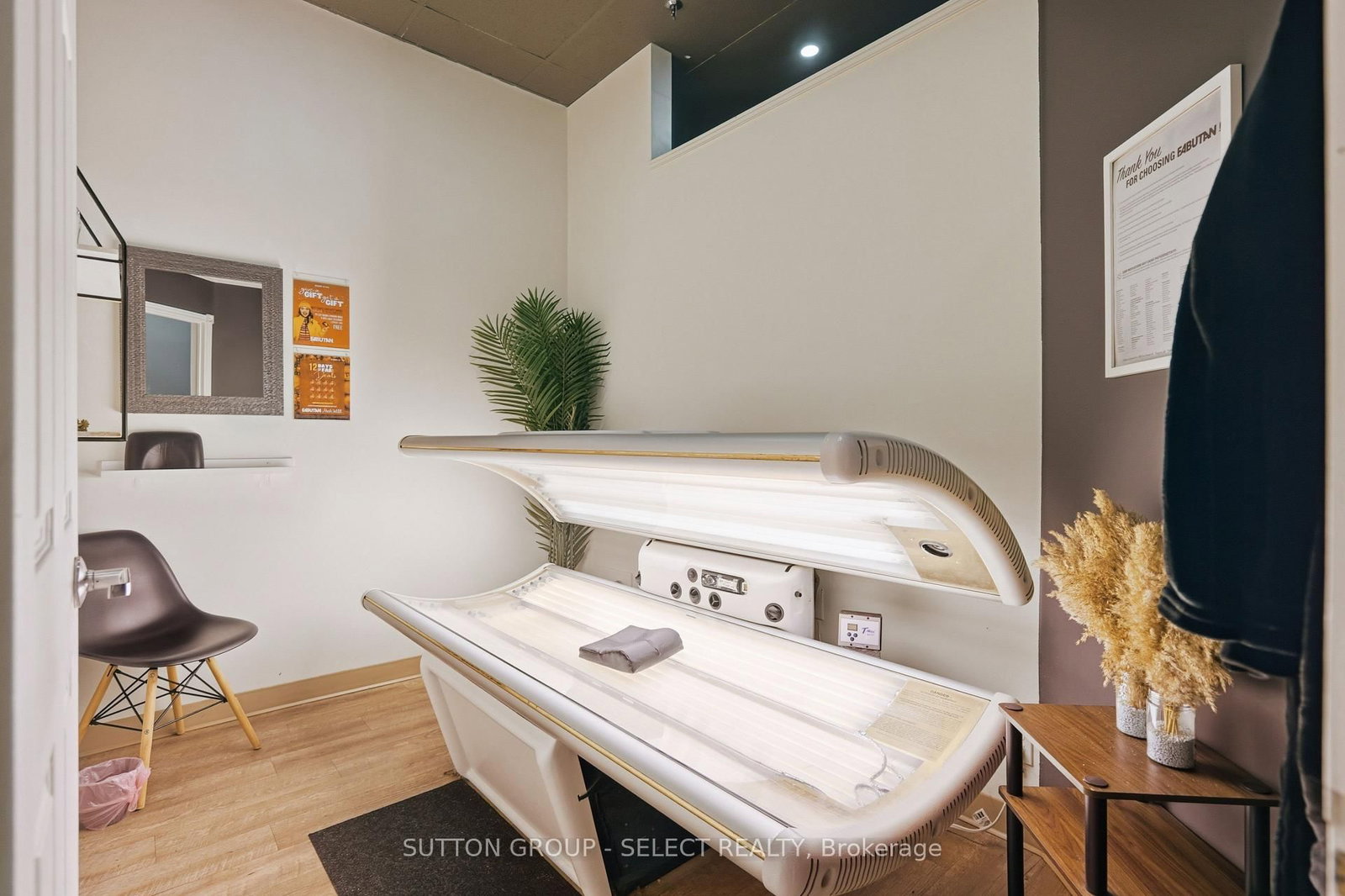 509 Commissioners Road W, Unit 6 - Photo 17