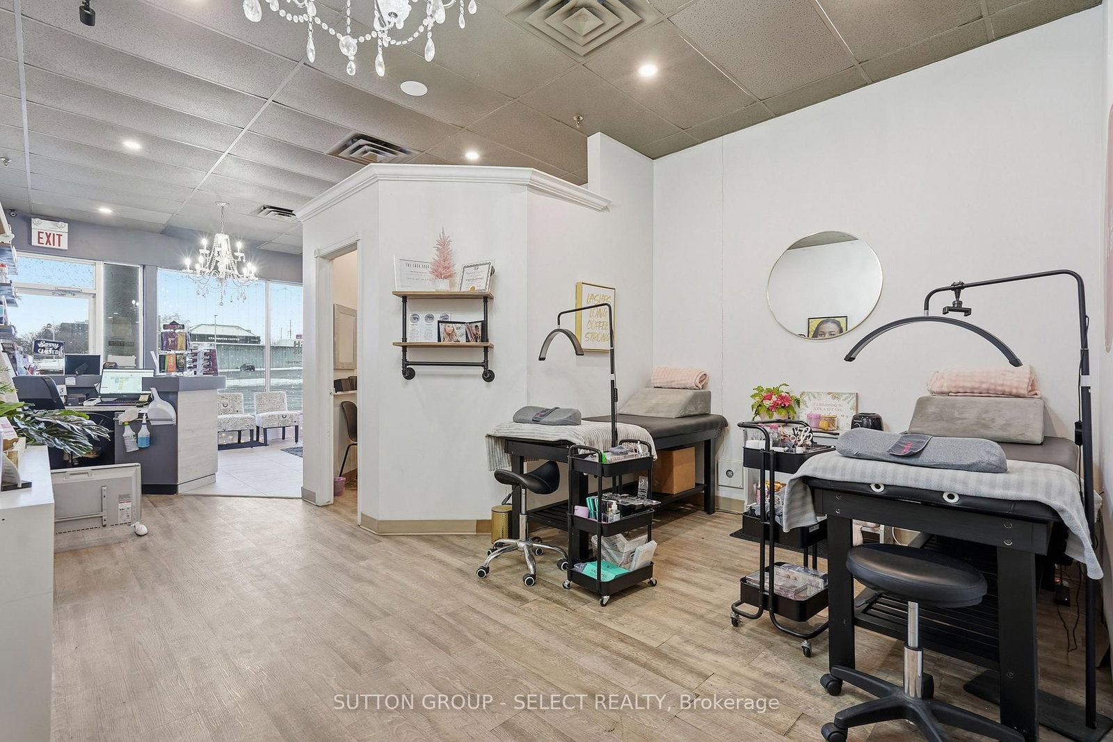 509 Commissioners Road W, Unit 6 - Photo 7