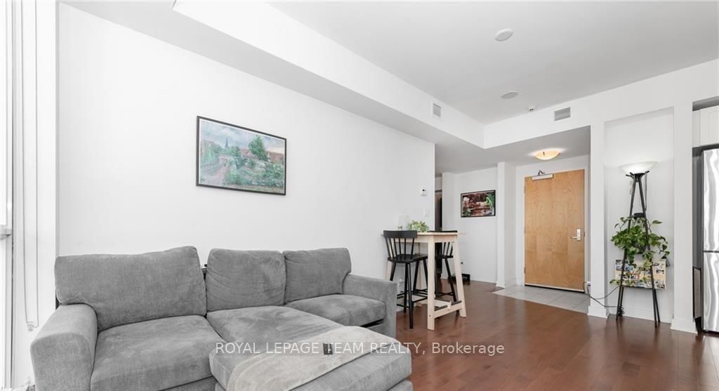 40 Nepean Street, Unit 2502 - Photo 16