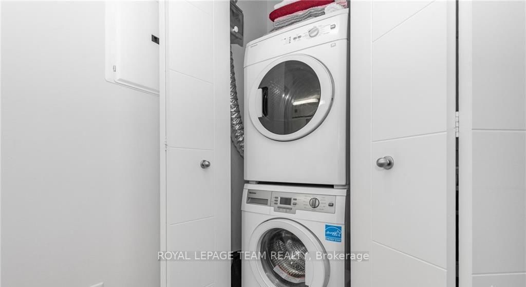 40 Nepean Street, Unit 2502 - Photo 25