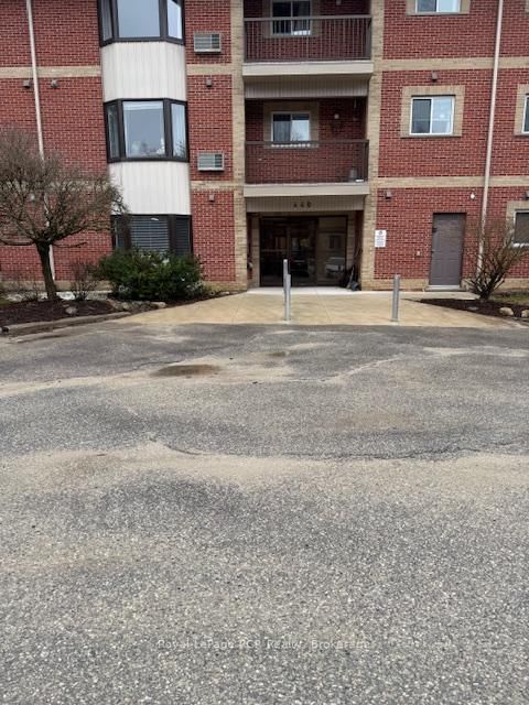 home for sale on 104-440 Durham Street W