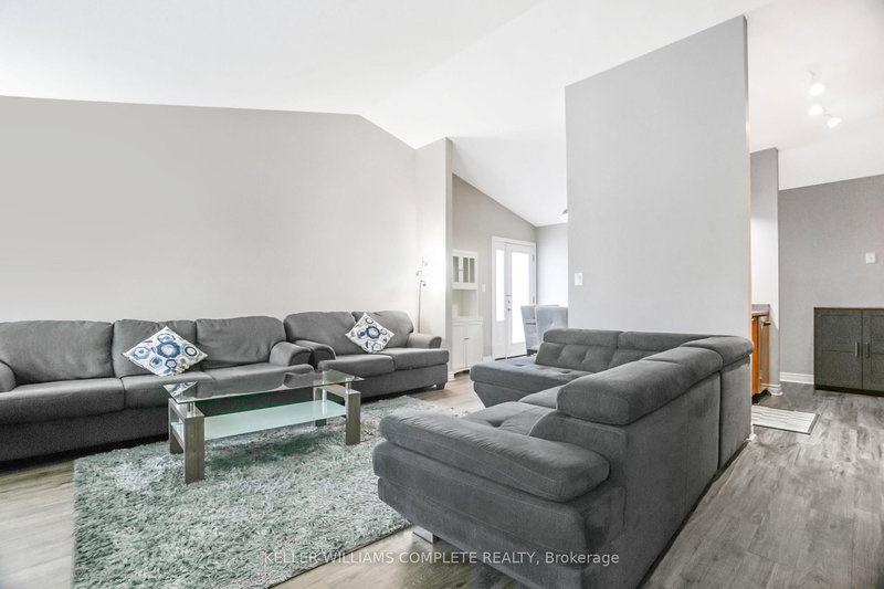 378B GLENDALE Ave, St. Catharines, L2T 1C2 | Image 3