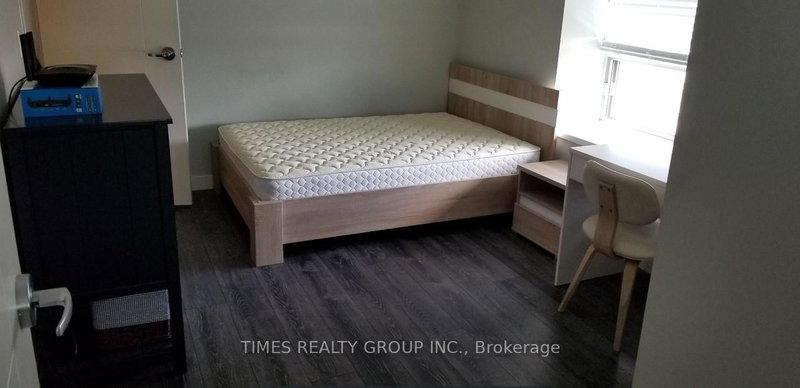 1002 - 318 Spruce St, Waterloo, N2L 3M7 | Image 3