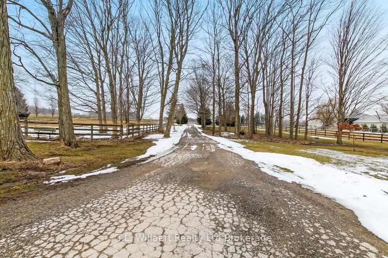 312375 Dereham Line, South-West Oxford, N4G 4G8 | Image 3