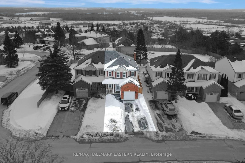 537 Wilfred Dr, Peterborough, K9K 2H1 | Image 2