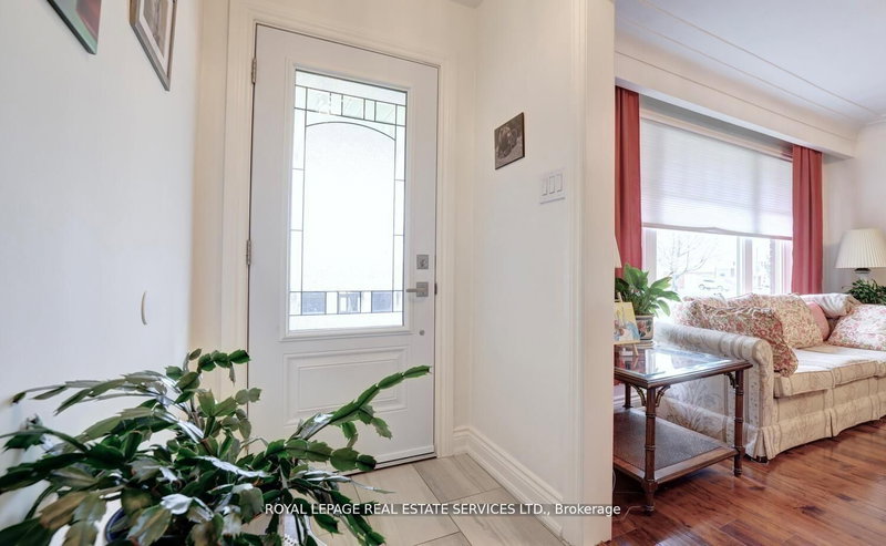 163 Bendamere Ave, Hamilton, L9C 1N6 | Image 3