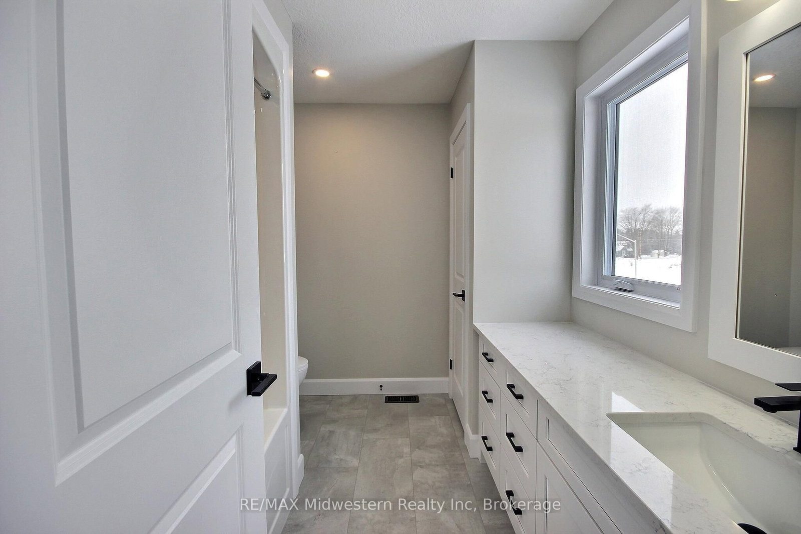 Semi-Detached House for sale at 14 Roberts Street, Huron East, Ontario, N0G 1B0 - Seaforth - MLS: X12855152