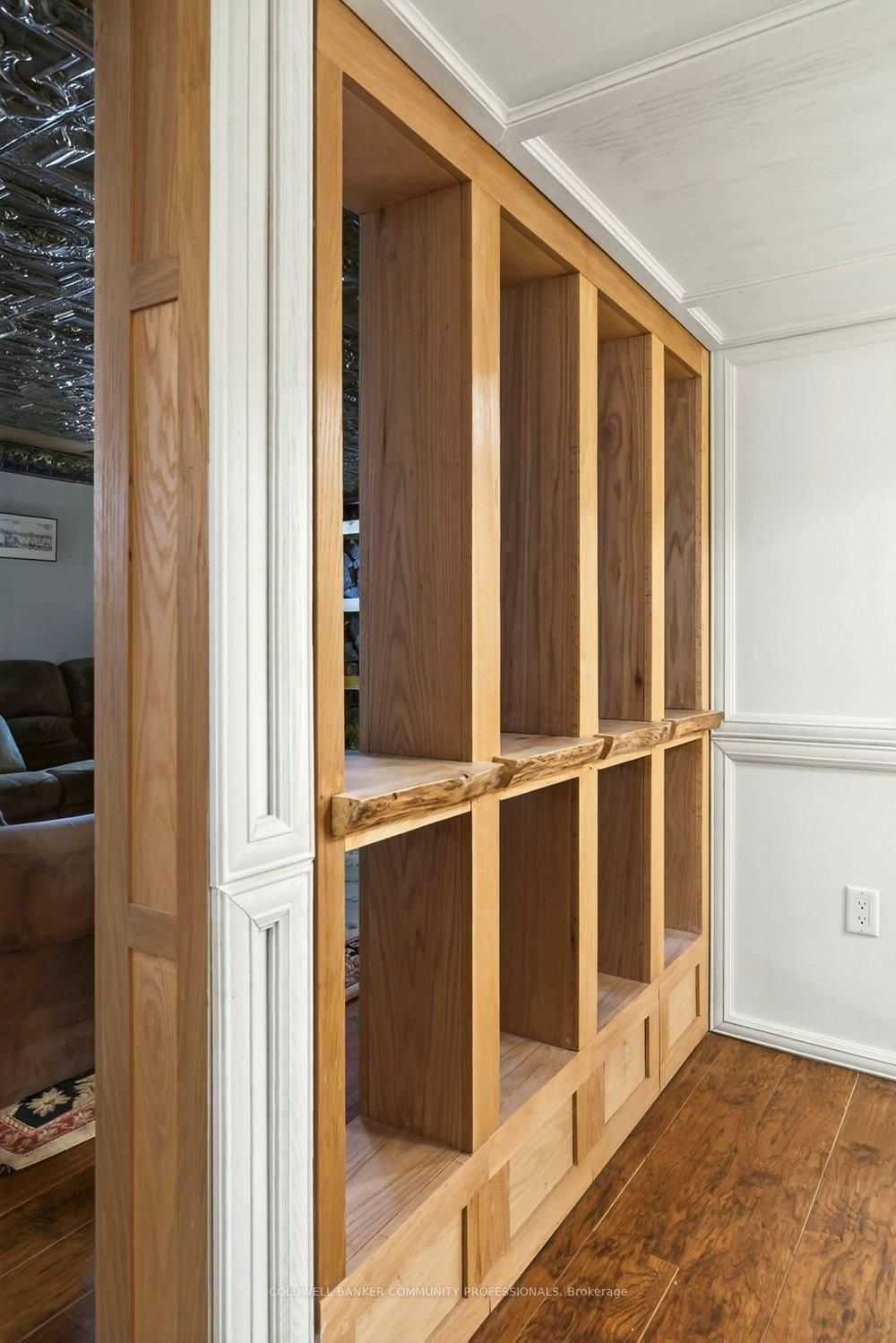 Detached House for sale at 389 Clarendon Drive, Hamilton, Ontario, L9G 2Z1 - Ancaster - MLS: X12855526