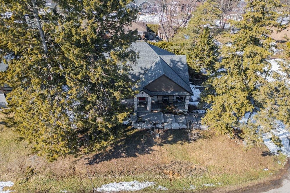 Detached House for sale at 389 Clarendon Drive, Hamilton, Ontario, L9G 2Z1 - Ancaster - MLS: X12855526