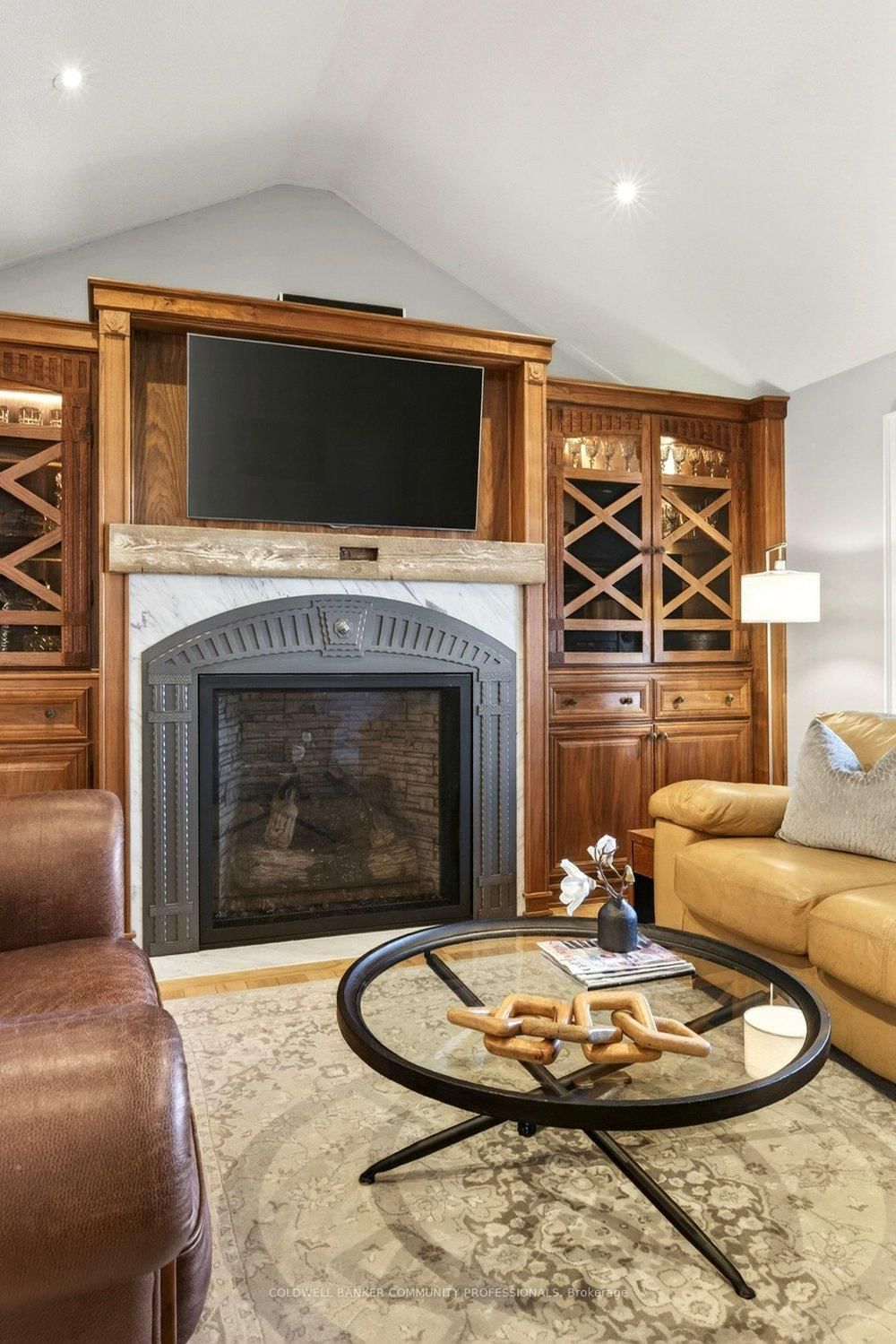 Detached House for sale at 389 Clarendon Drive, Hamilton, Ontario, L9G 2Z1 - Ancaster - MLS: X12855526