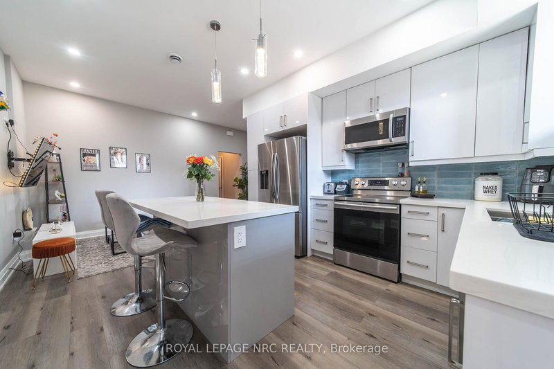 37A Ormonde Ave, St. Catharines, L2M 5P1 | Image 3