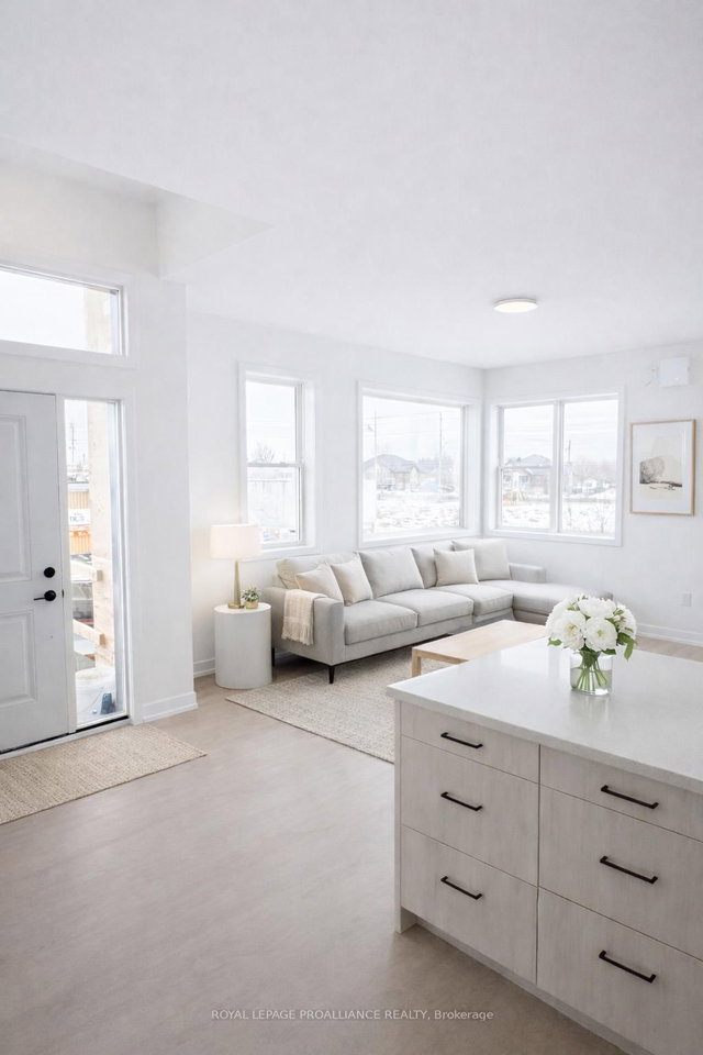 202 - 515 (Blk 59) Joseph Gale Street