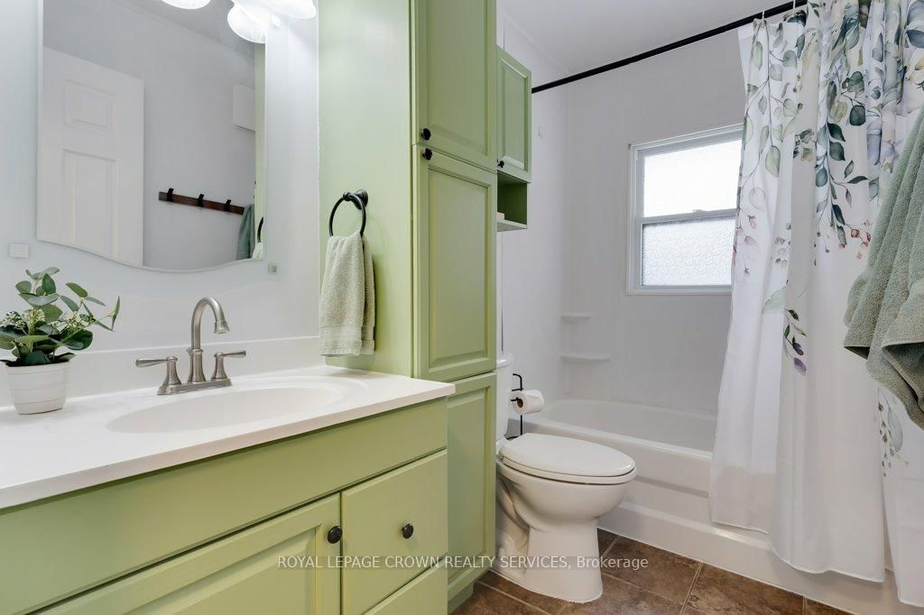 26 Esther Avenue - Photo 20