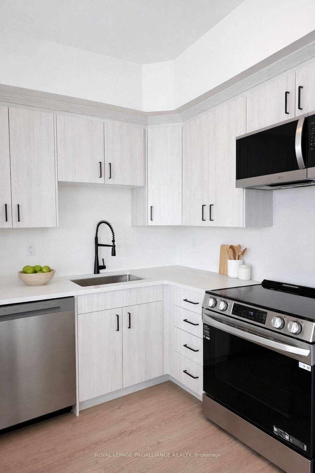 515 (Blk 59) Joseph Gale Street • #109 • Cobourg, ON photo 6