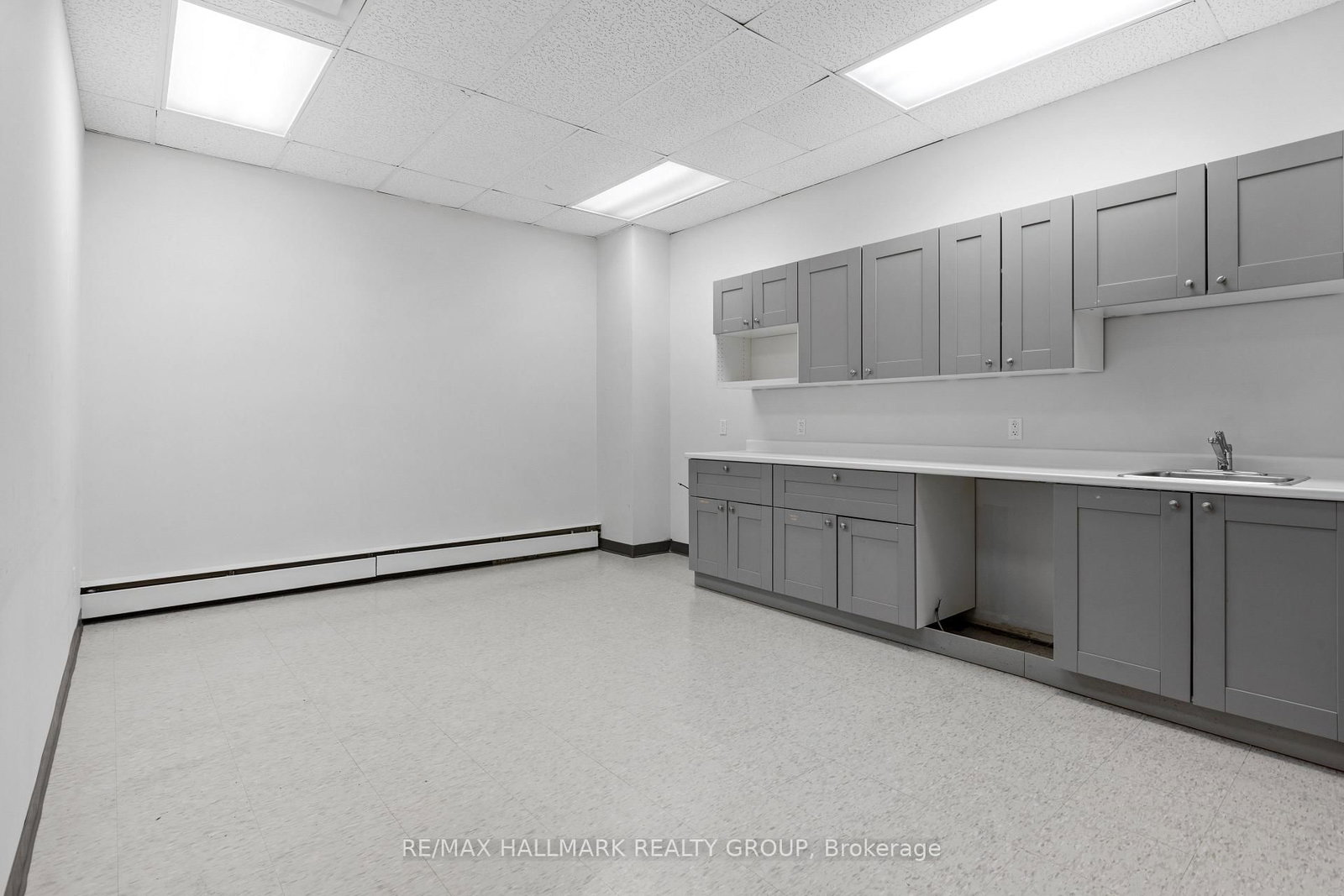 225 Metcalfe Street, Unit 312 - Photo 3