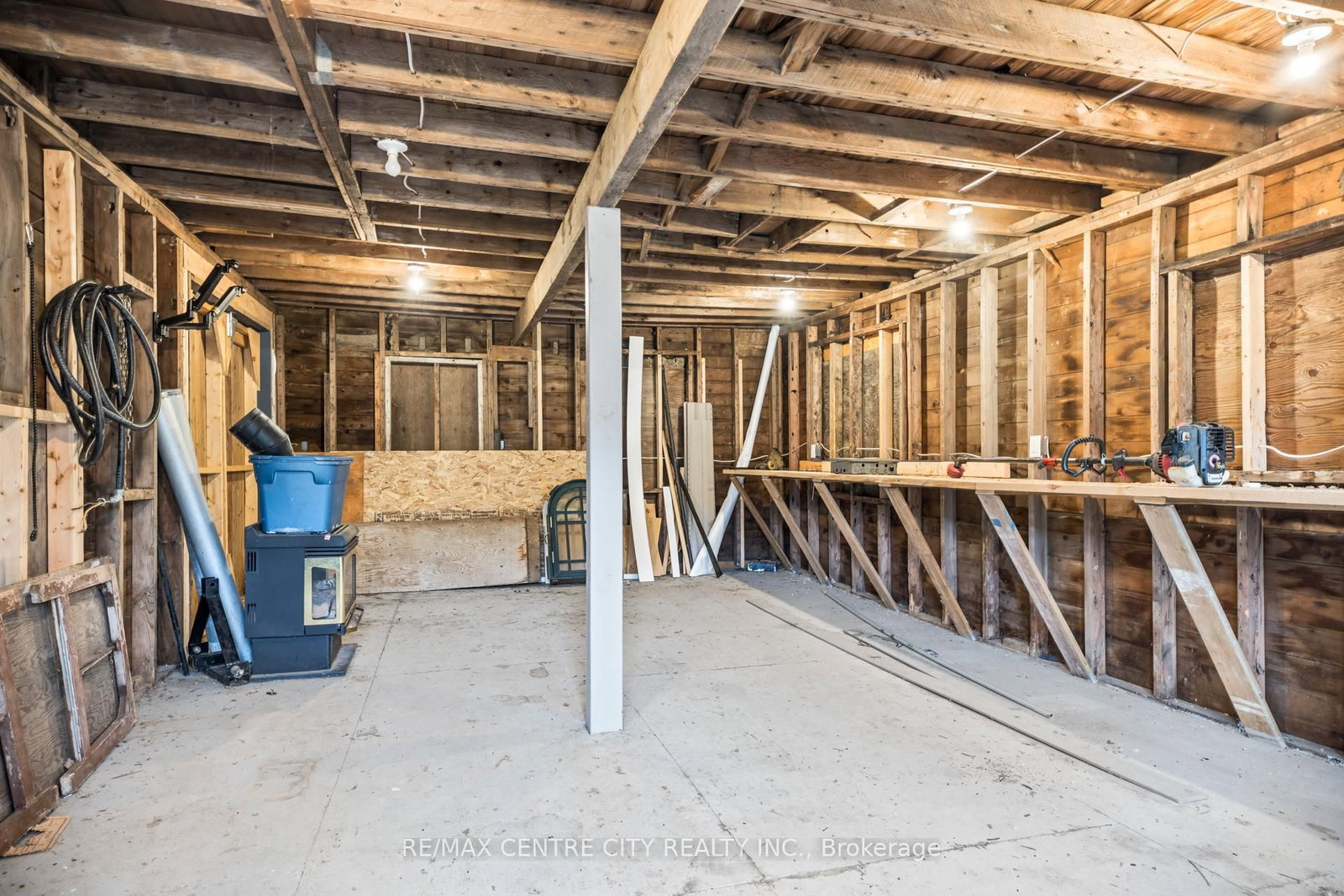 42400 John Wise Line • Central Elgin, ON photo 39