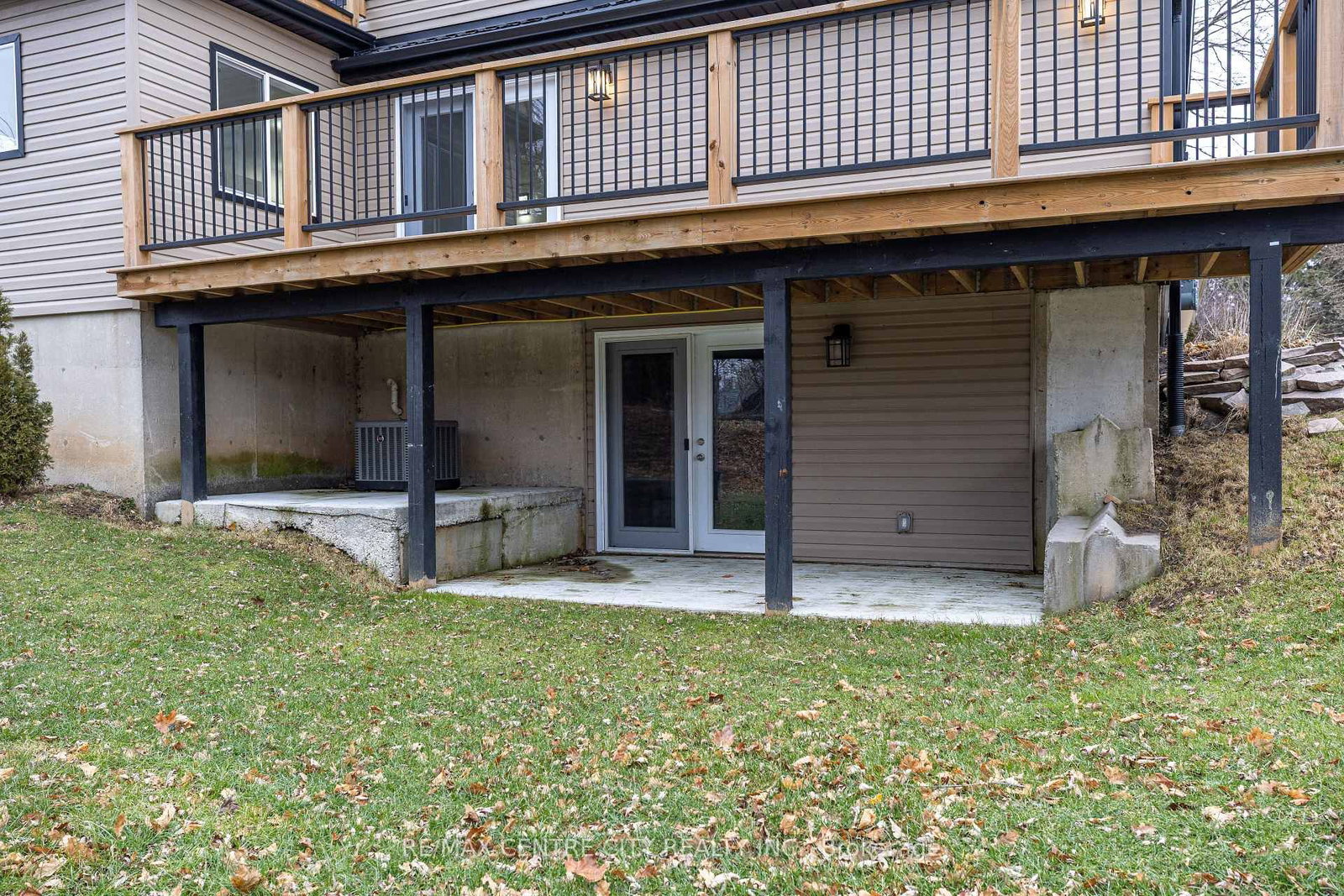 42400 John Wise Line • Central Elgin, ON photo 6