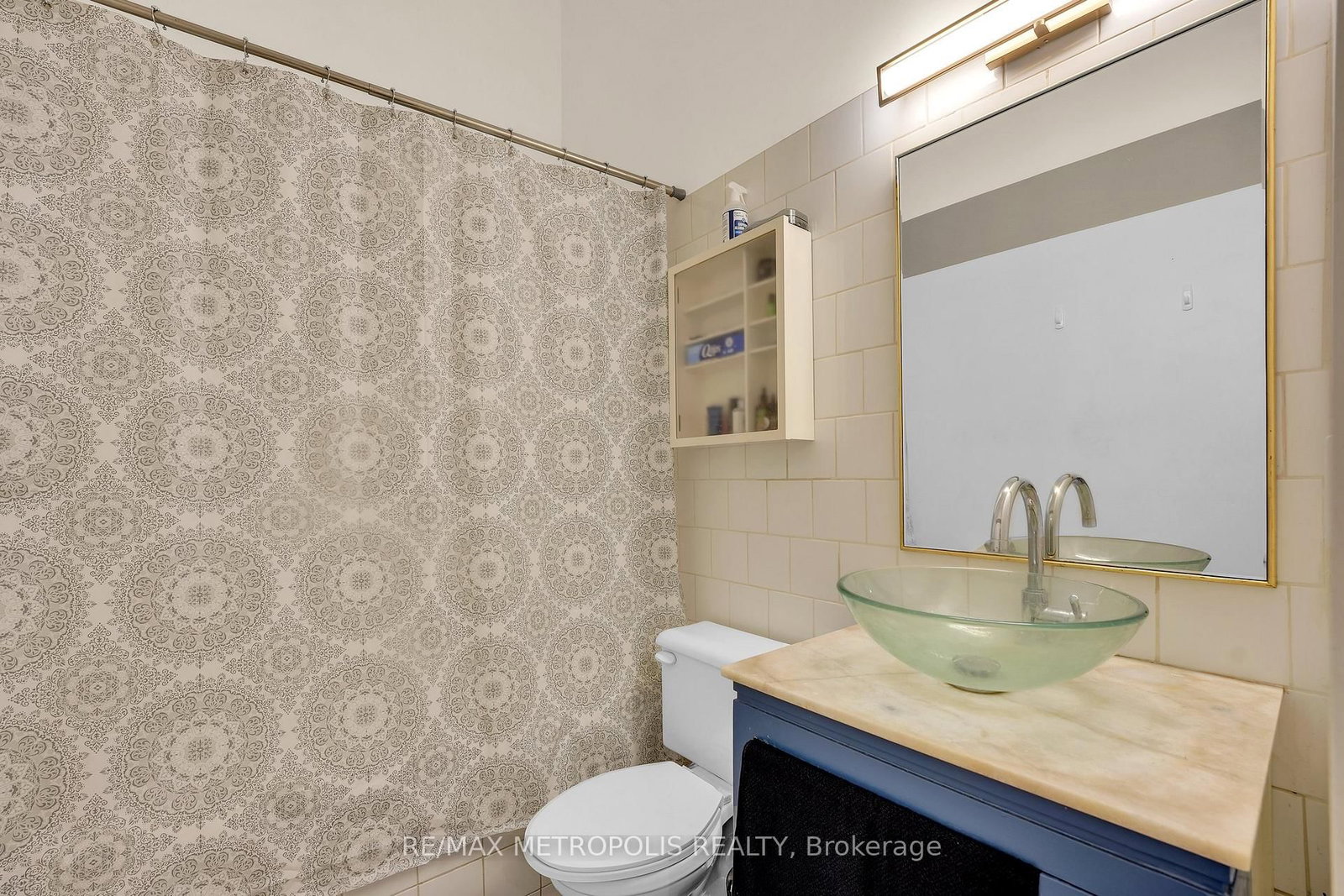 276 King Street W, Unit 207 - Photo 16