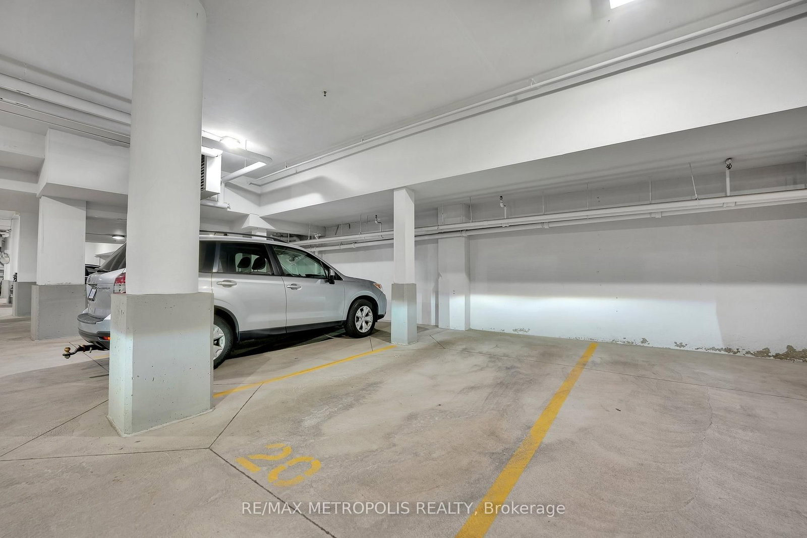 276 King Street W, Unit 207 - Photo 18